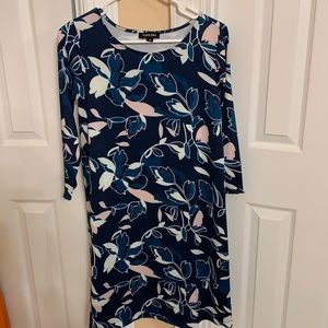 Poly/spandex knit  shift dress in blue floral
